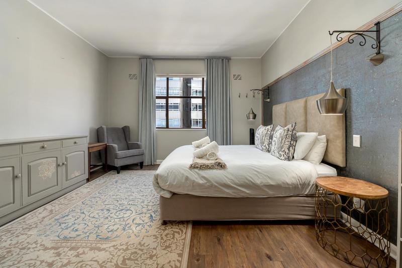 To Let 2 Bedroom Property for Rent in Sea Point Western Cape